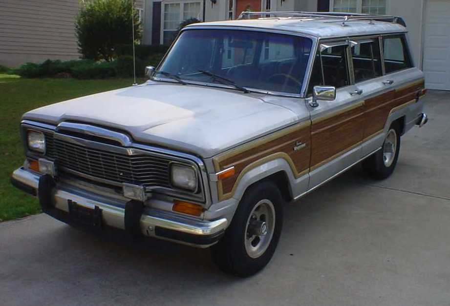 1990 Jeep grand wagoneer with big tires #5